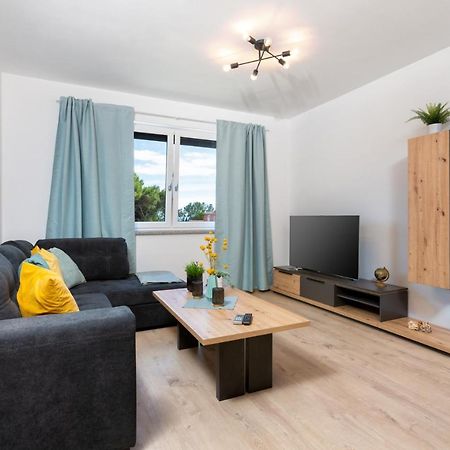 Limani Apartment Medulin Exterior photo